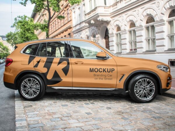 branding-car-street-mockup
